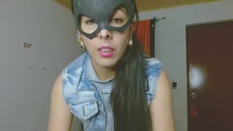 Snapshot of ela_3611 chatting on 10-05-25, 03:16 ela_3611 online show from 10-05-25, 03:16