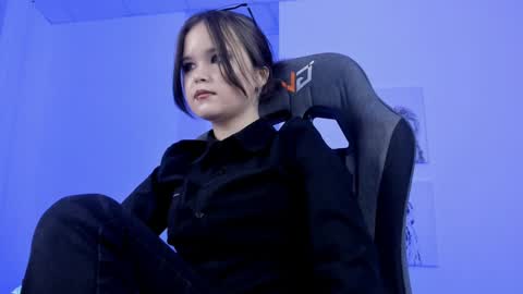 Your sweet girl online show from 01-14-25, 10:34