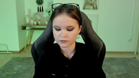 Your sweet girl online show from 01-15-25, 07:23