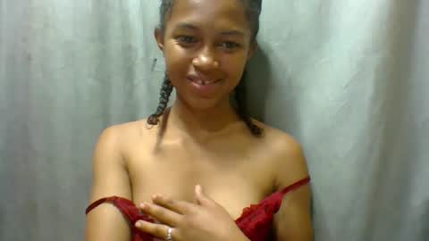 elaliealdy online show from 10-21-25, 03:57