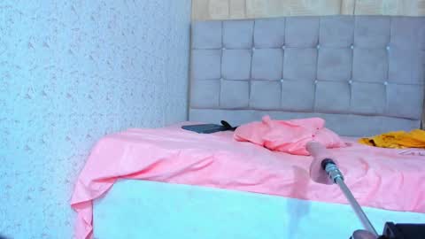 Ela  online show from 12-09-24, 08:33