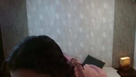 Snapshot of elamurray chatting on 11-07-25, 11:10 elamurray online show from 11-07-25, 11:10