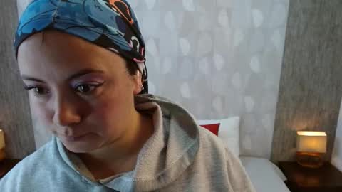 Snapshot of elamurray chatting on 11-26-25, 11:11 elamurray online show from 11-26-25, 11:11