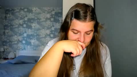 Elanis online show from 09-25-25, 07:56