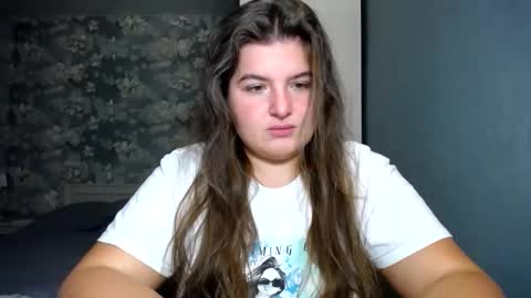 Elanis online show from 11-21-25, 10:41