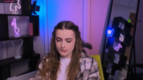 Snapshot of elara_doll chatting on 12-05-25, 07:10 elara_doll online show from 12-05-25, 07:10