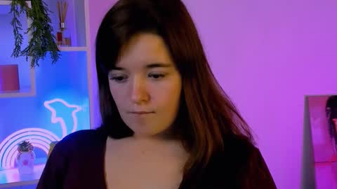 Snapshot of elara_jadie chatting on 10-19-25, 01:56 Elara online show from 10-19-25, 01:56