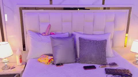 elara_sm online show from 07-23-26, 03:15