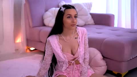 Snapshot of elaravixen chatting on 03-02-26, 12:34 Ela online show from 03-02-26, 12:34