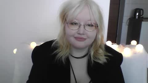 elayne_sweet online show from 03-21-26, 08:19