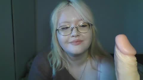 elayne_sweet online show from 04-25-26, 06:16