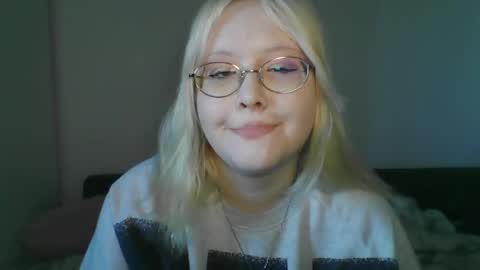 elayne_sweet online show from 04-26-26, 06:00