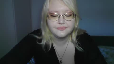 elayne_sweet online show from 04-28-26, 06:18