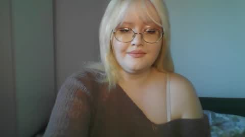 Snapshot of elayne_sweet chatting on 05-03-26, 06:08 elayne_sweet online show from 05-03-26, 06:08