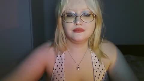 Snapshot of elayne_sweet chatting on 06-04-26, 06:30 elayne_sweet online show from 06-04-26, 06:30