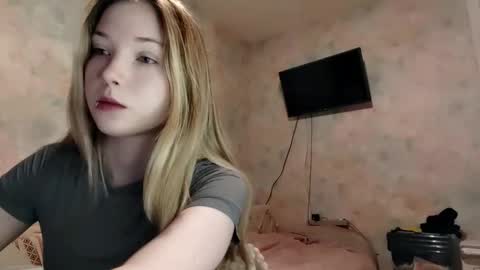 MIa online show from 04-01-26, 01:39