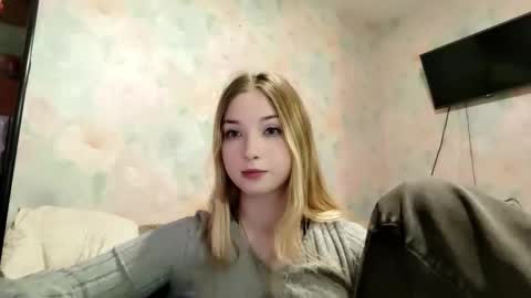 MIa online show from 04-20-26, 06:49