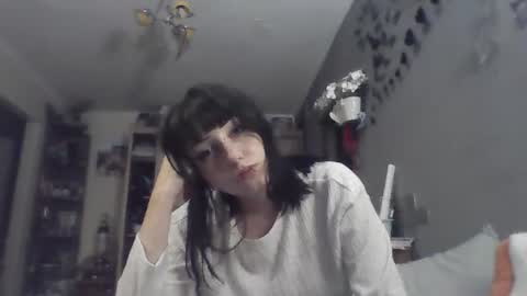 Lia online show from 07-24-26, 12:19