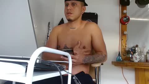 elbarbero21 online show from 11-02-25, 02:30