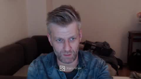 Snapshot of elculiador2207 chatting on 12-08-24, 03:43 Timm online show from 12-08-24, 03:43