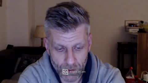 Snapshot of elculiador2207 chatting on 02-04-25, 08:28 Timm online show from 02-04-25, 08:28