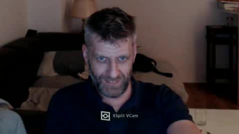 Snapshot of elculiador2207 chatting on 02-13-25, 05:11 Timm online show from 02-13-25, 05:11