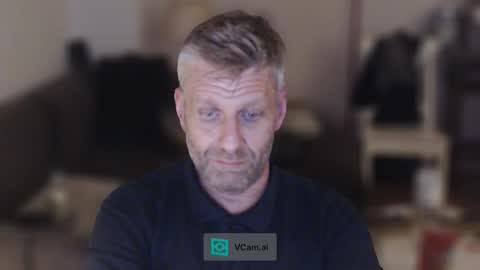 Snapshot of elculiador2207 chatting on 09-12-25, 12:44 Timm online show from 09-12-25, 12:44