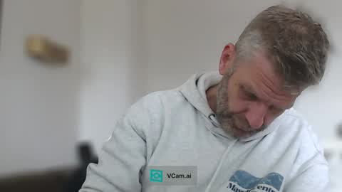 Snapshot of elculiador2207 chatting on 09-20-25, 12:06 Timm online show from 09-20-25, 12:06