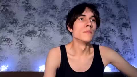Eldir online show from 07-18-26, 04:55