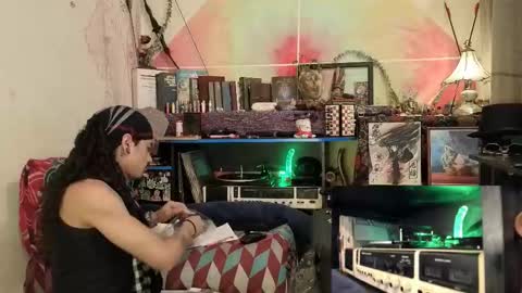 Snapshot of eleazar_blake chatting on 10-22-25, 06:57 Sir Eleazar online show from 10-22-25, 06:57