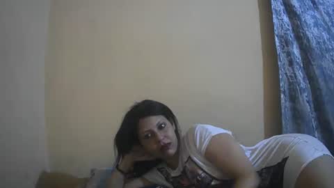 Isabella online show from 12-20-25, 08:27