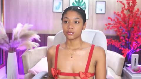 Snapshot of electraajones chatting on 12-04-25, 11:41 Electra Jones online show from 12-04-25, 11:41