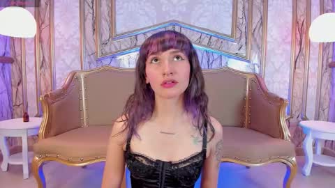      - online show from 10-09-25, 08:07