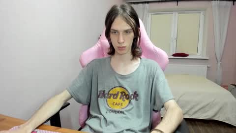 eleganc3 online show from 09-19-25, 08:53