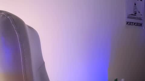 Snapshot of elektra_sky11 chatting on 02-08-25, 06:12 Elektra Sky online show from 02-08-25, 06:12