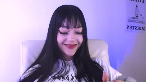 Snapshot of elektra_sky11 chatting on 02-18-25, 02:06 Elektra Sky online show from 02-18-25, 02:06