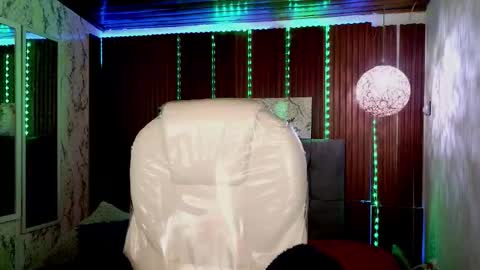 Elena online show from 02-04-26, 12:44