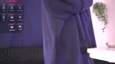 Snapshot of elena_li chatting on 12-14-25, 03:34 elena_li online show from 12-14-25, 03:34