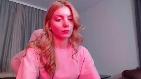 Elena online show from 04-24-26, 07:05