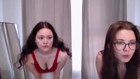 Snapshot of elena_vysotskaya chatting on 06-10-26, 07:07 Elena online show from 06-10-26, 07:07