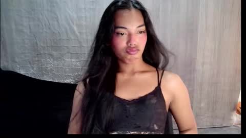 elenacum online show from 11-18-25, 05:23