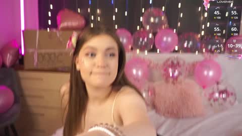 Snapshot of elenefrail chatting on 12-08-24, 10:52 Isabella - streaming MondayTuesdayWednesdayFridaySaturdaySunday online show from 12-08-24, 10:52