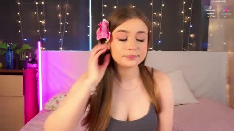 Snapshot of elenefrail chatting on 02-15-25, 08:11 Isabella - streaming MondayTuesdayWednesdayFridaySaturdaySunday online show from 02-15-25, 08:11