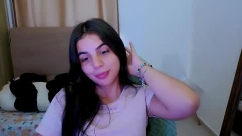 Snapshot of elenna_hotx chatting on 05-14-26, 08:26 agnes online show from 05-14-26, 08:26