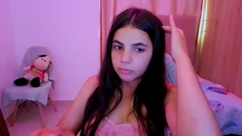 Snapshot of elenna_hotx chatting on 06-08-26, 05:46 agnes online show from 06-08-26, 05:46
