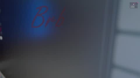 Snapshot of elenna_snow chatting on 12-03-24, 01:08 Elenna online show from 12-03-24, 01:08
