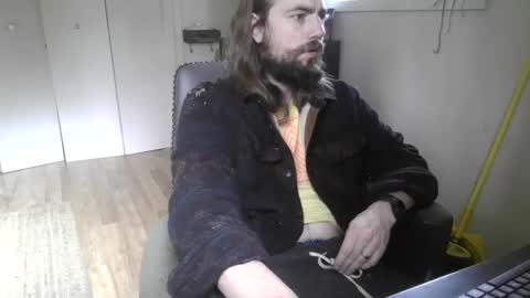 Snapshot of elephantfox chatting on 12-15-24, 06:26 fox online show from 12-15-24, 06:26