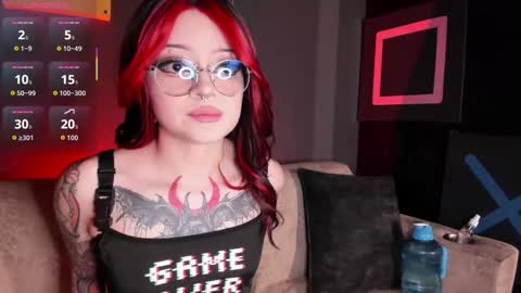 Snapshot of elettra_roux chatting on 09-10-25, 11:27 ELETTRA online show from 09-10-25, 11:27