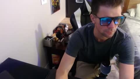 Walker online show from 09-12-25, 08:14