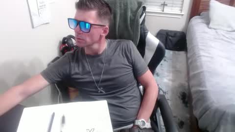 Walker online show from 10-02-25, 03:24